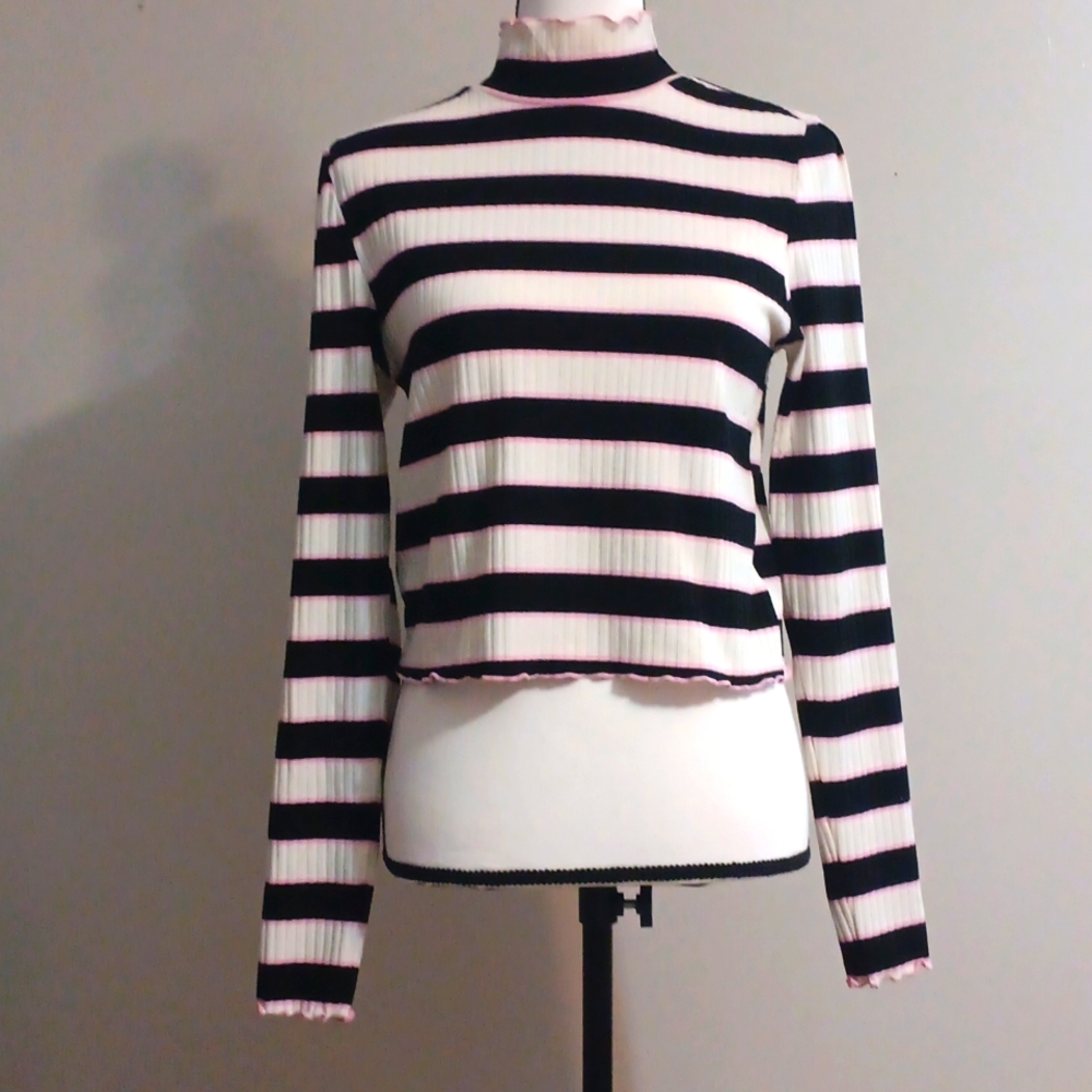 Juicy Couture crop top